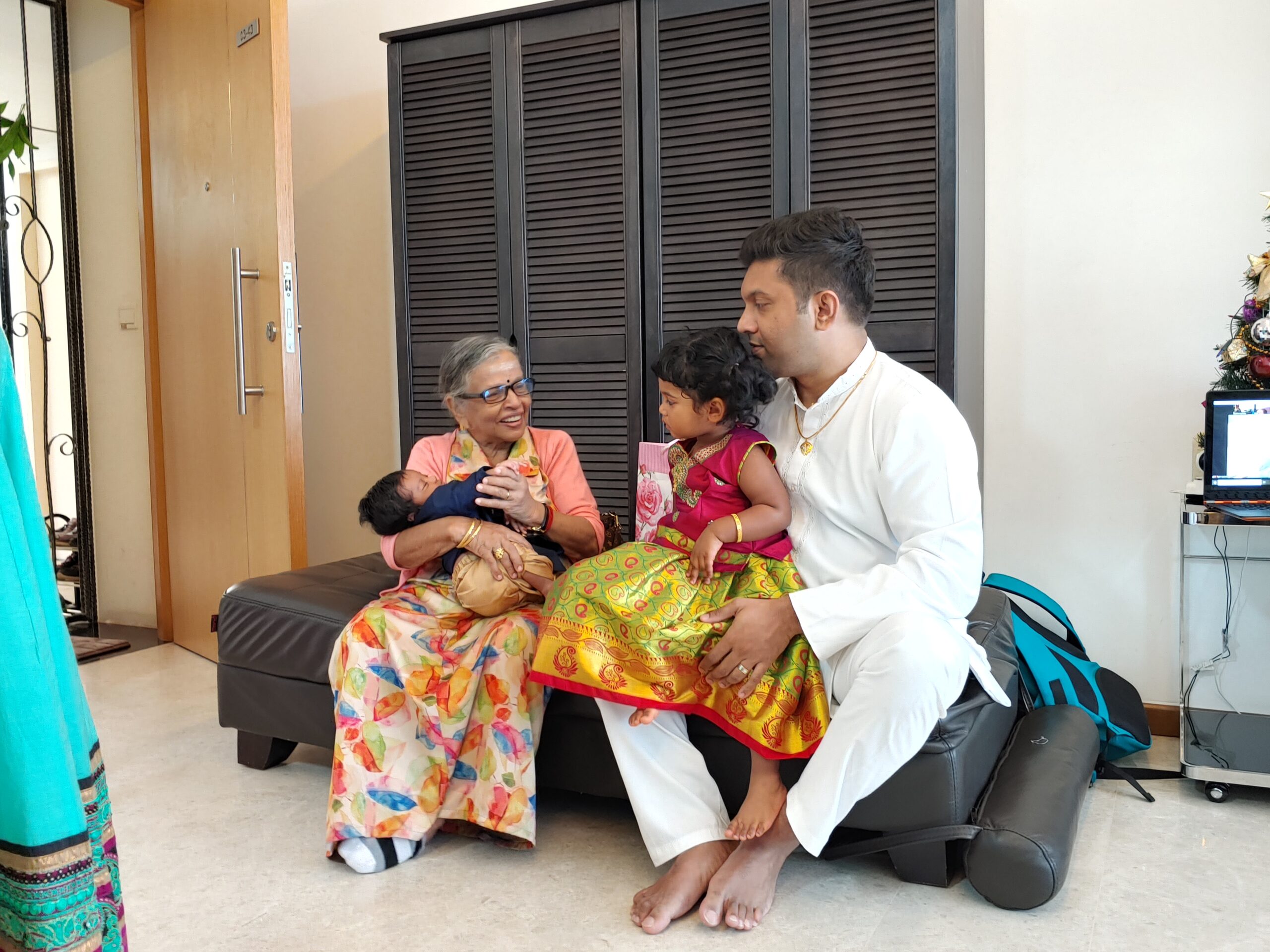 Solution Info HDR : EV(0,-4,0,0,0,0,0,0,0,0), FC : (0), FC : (0,-4,0,0,0,0,0,0,0,0)